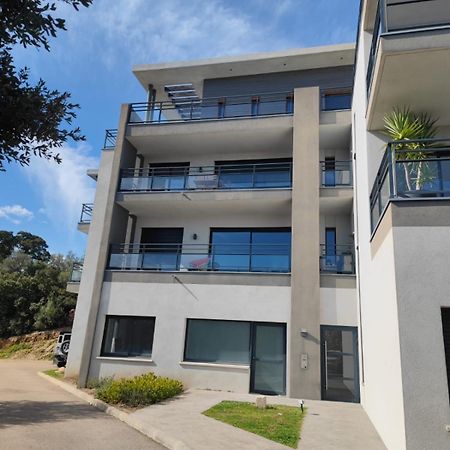 Bel Appartement Spacieux A Porto-Vecchio, 10Min A Pieds Du Centre Ville Exterior photo